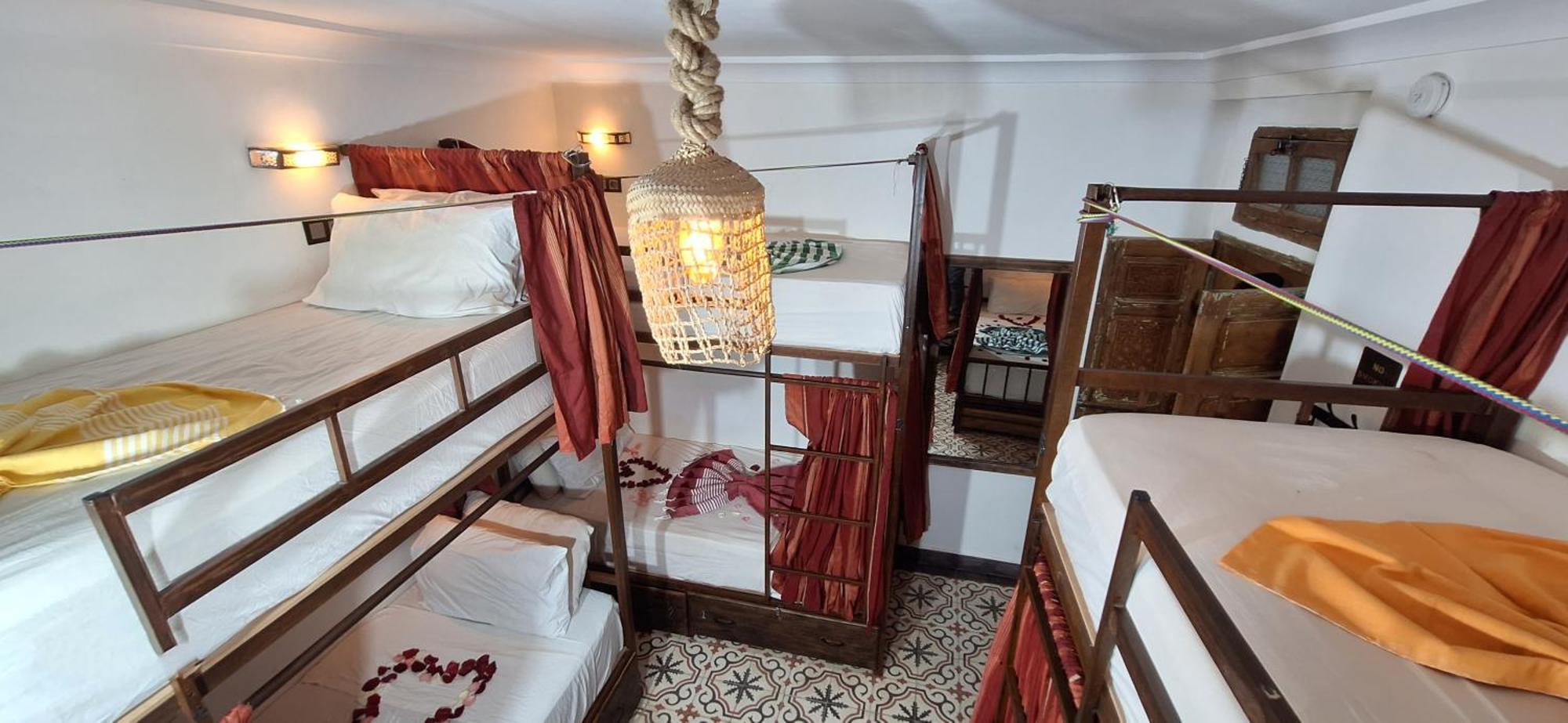 Hostel Dar Ben Youssef Marrakesh Exterior photo