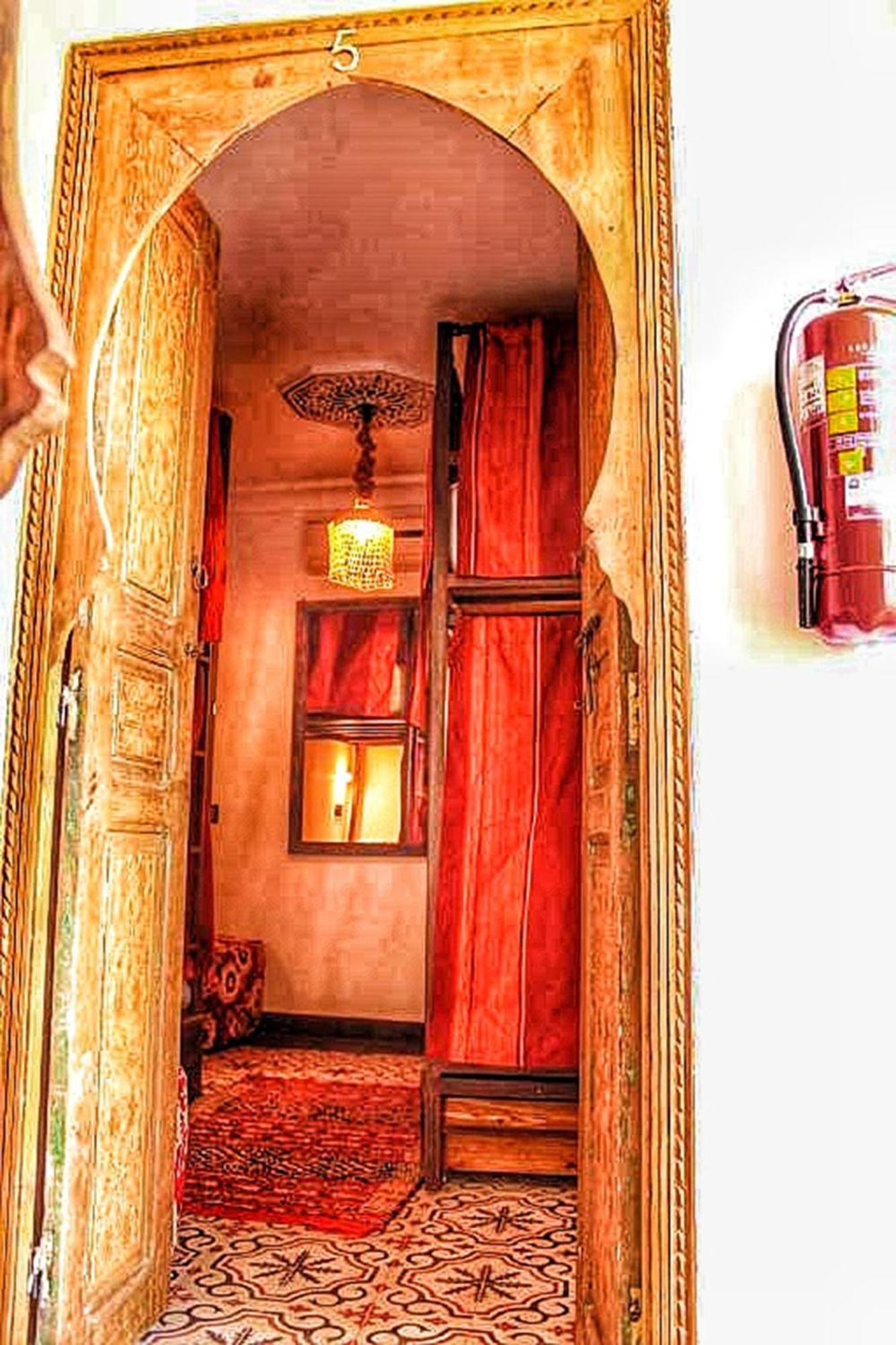 Hostel Dar Ben Youssef Marrakesh Exterior photo